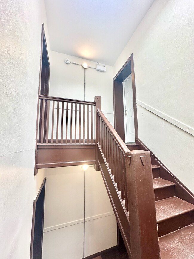 Foto del edificio - 3701 W Division St