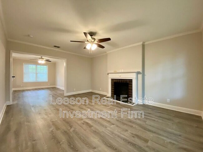 Foto del edificio - 2721 Fairfield Ave