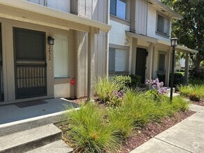 Building Photo - 2472 Baton Rouge Dr