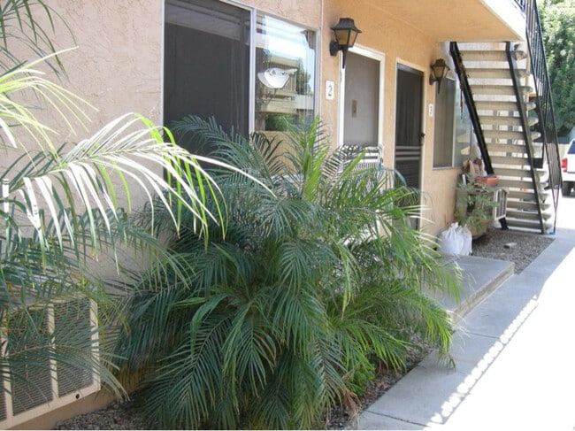 Building Photo - 3634 S Barcelona St