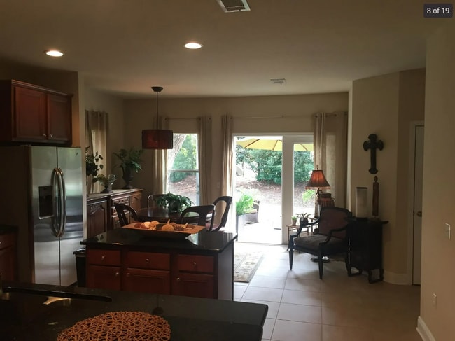 Building Photo - 46 Beacon Point Dr