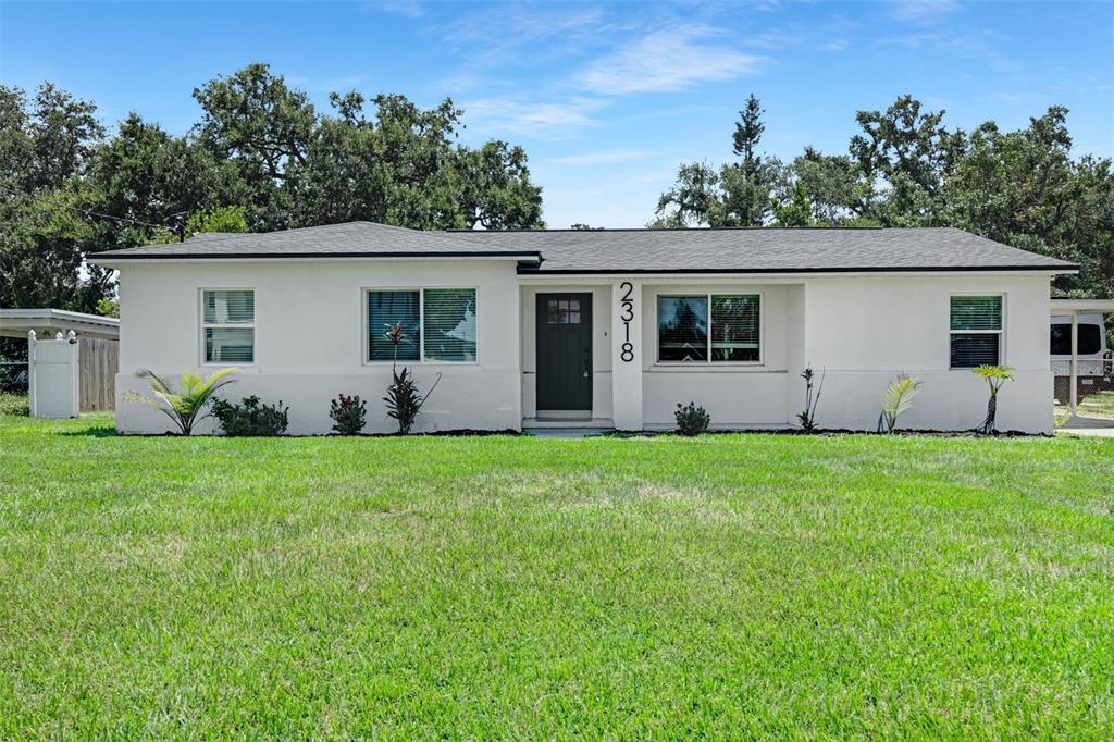 Foto principal - 2318 S Hubert Ave