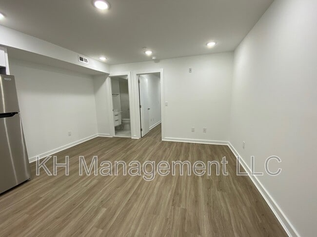 Photo - 3932-36 Mt Vernon St Apartment