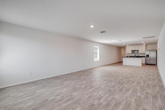 Foto del edificio - 346 Bull Lake Cir