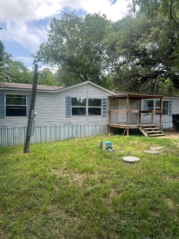 Foto principal - 125 Crescent Creek Ln