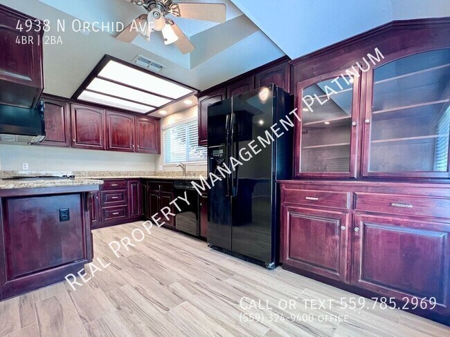 Foto del edificio - 4938 N Orchid Ave