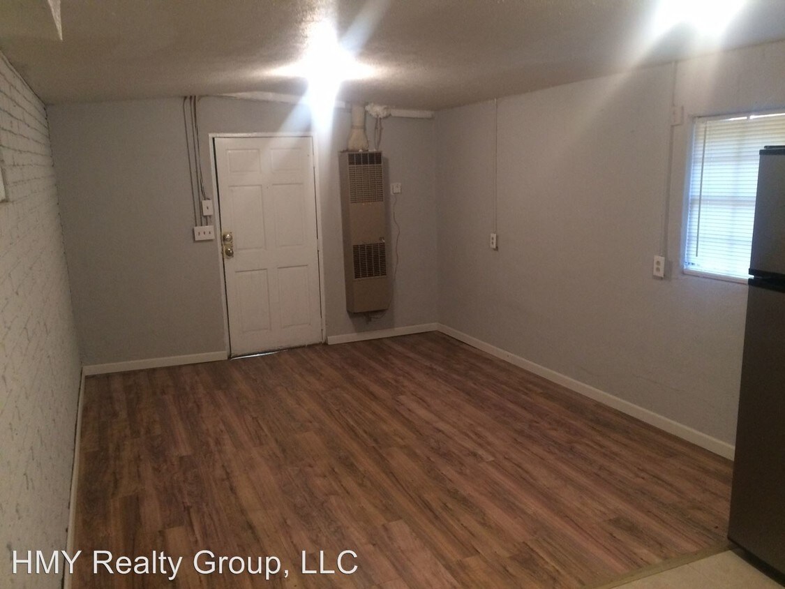 816 N Clayton St Unit 111, Lawrenceville, GA 30046 Condo for Rent in