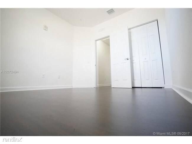 Building Photo - 260 NW 109th Ave