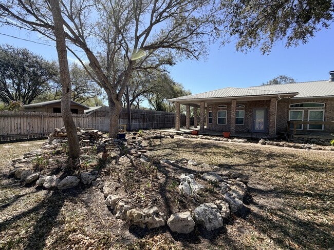 Building Photo - 5372 Wagon Trail