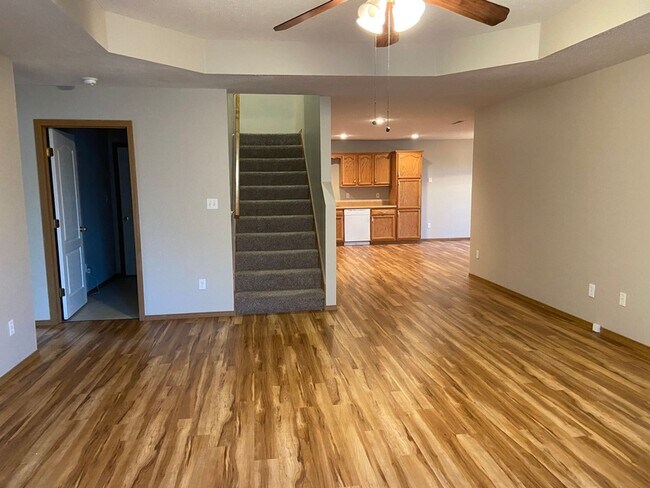 Foto del edificio - 3/2/2 patio home near Disney School.