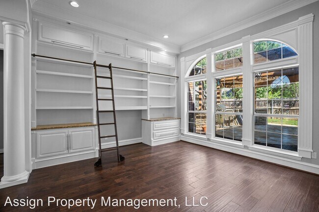 Building Photo - 4 br, 3 bath House - 703 Brook Meadows Court