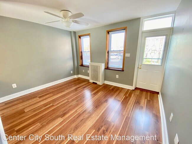 Building Photo - 2 br, 1 bath House - 246 McClellan St