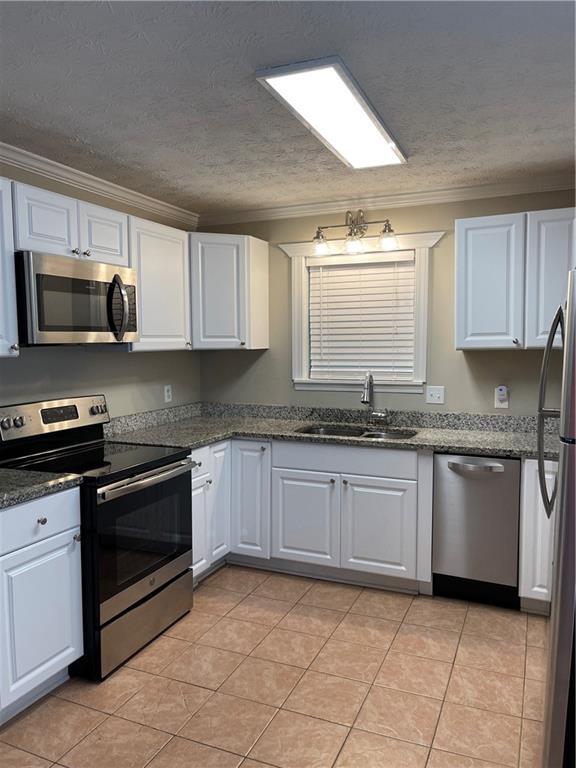 Building Photo - 129 Sandalwood Cir