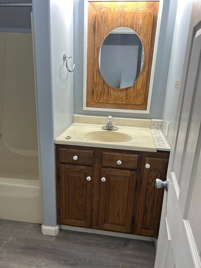 Foto del edificio - 516 W 3rd St