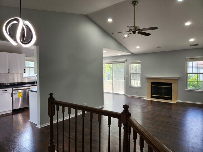 Building Photo - 1236 Churchill Ct