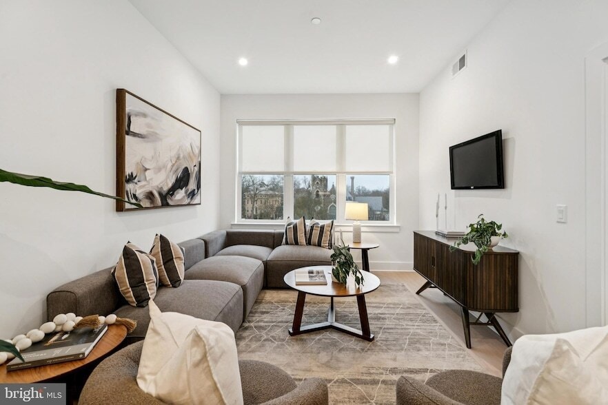 Photo - 30 W Allens Lane Unit 309