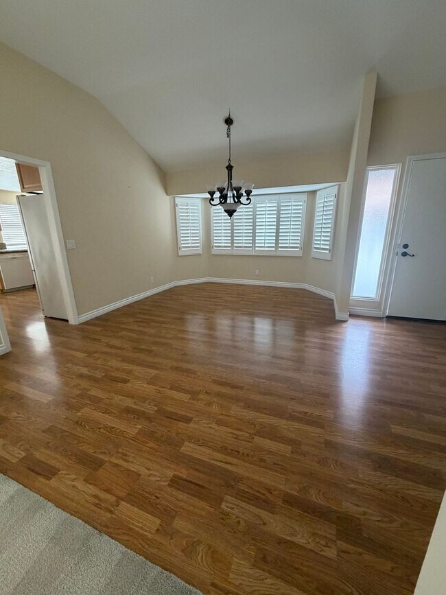 Foto del edificio - 2377 Sommerset Dr