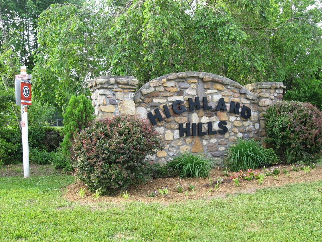 Foto principal - 307 Oak Grove Rd