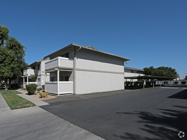 Alamos Gardens Apartments Clovis Ca Apartments Com