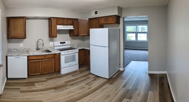 Foto del edificio - 8081 Robinson St