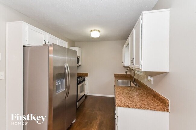 Building Photo - 855 Clyde Cole Rd