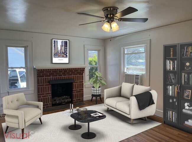Foto del edificio - 3 bedroom 1 bath house available now