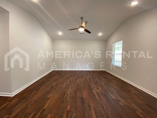 Foto del edificio - DEPOSIT PENDING! MOVE-IN SPECIAL!!! - Beautiful home for rent in Hanceville!! Available NOW!!! - ...