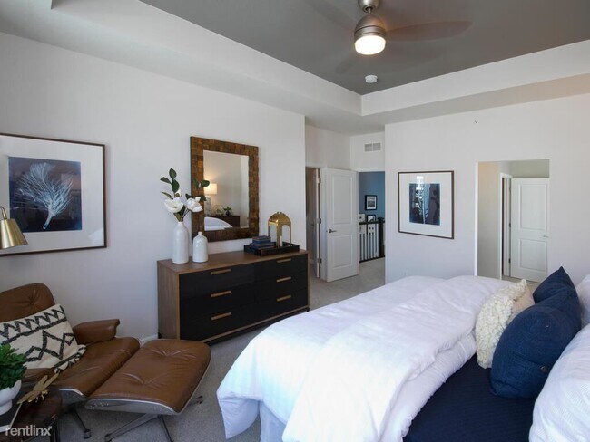 Building Photo - 3 br, 2 bath House - 8088 Central Park Way N