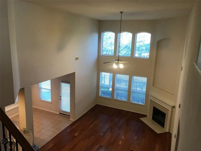 Building Photo - 8318 Golden Harbor