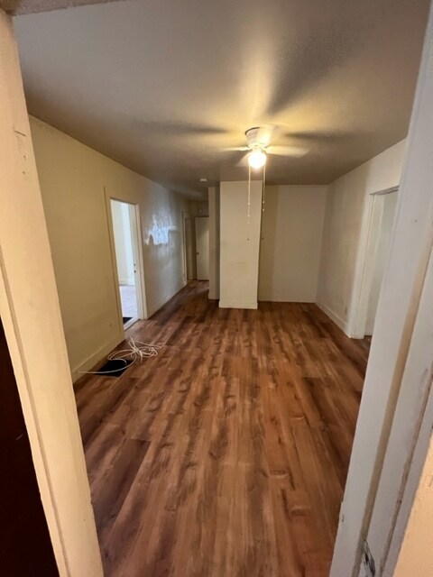 Living Room - 626 E Mound St
