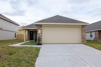 Building Photo - 8718 Livings St