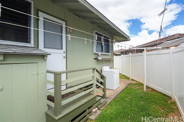 Building Photo - 716 Wailepo Pl