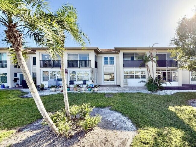 Foto del edificio - 10350 Imperial Point Dr W