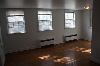 living room - Parkmont Apartments