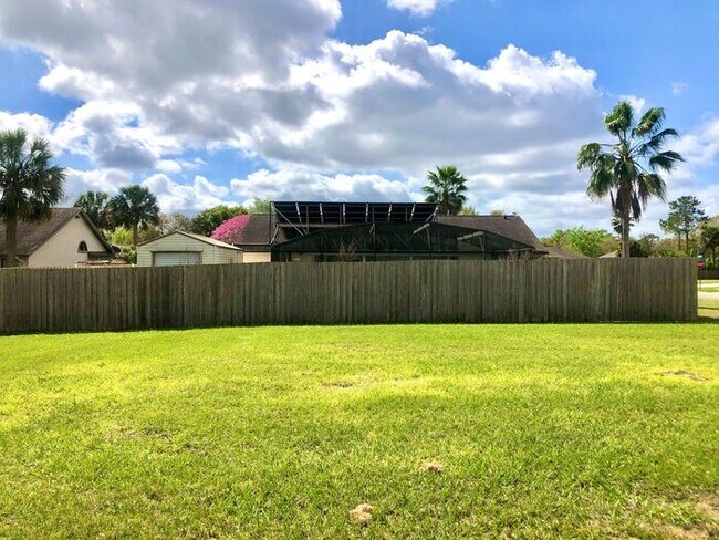 Foto del edificio - GREAT 3/2 HOME IN OVIEDO STILLWATER SUBDIVISION