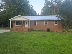 Building Photo - 28941 US-76