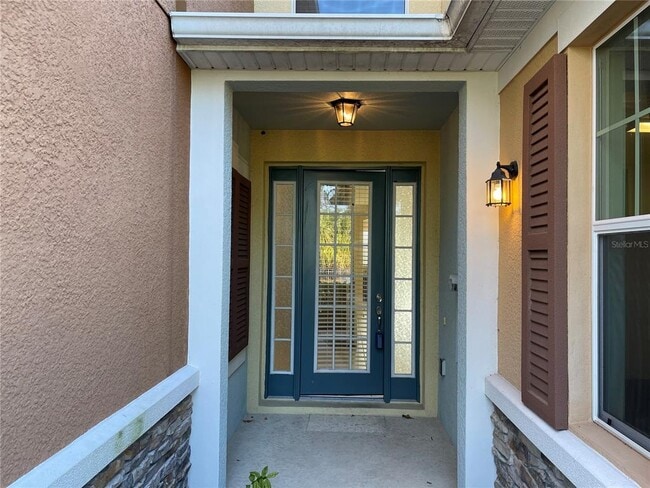 Foto del edificio - 2121 Victoria Glen Dr