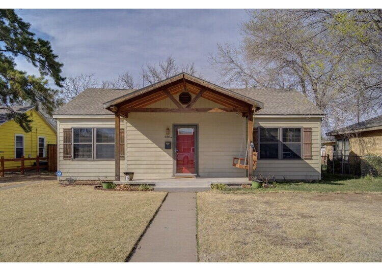 Foto principal - 2804 33rd St