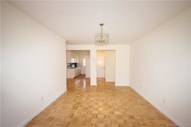 Foto del edificio - 120 Columbus Pl