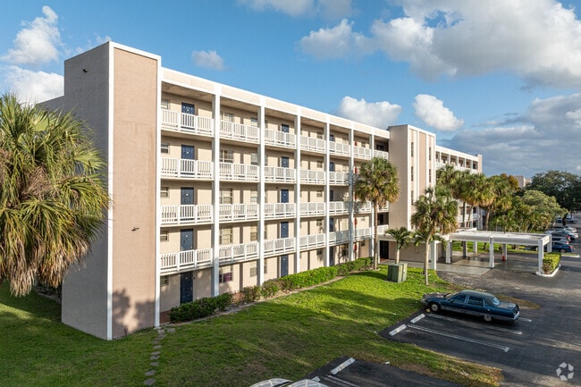 Sherwood Square By Symphony Management