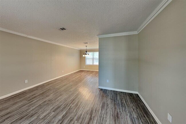 Building Photo - 18027 Brooknoll Dr