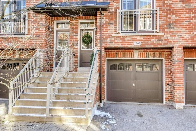 Building Photo - 2362 Treversh Common