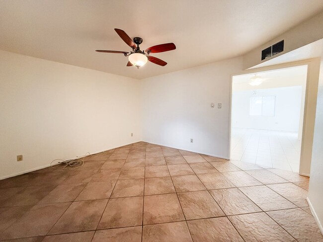 Building Photo - 3-Bedroom Gilbert Home with Tile Floors & ...