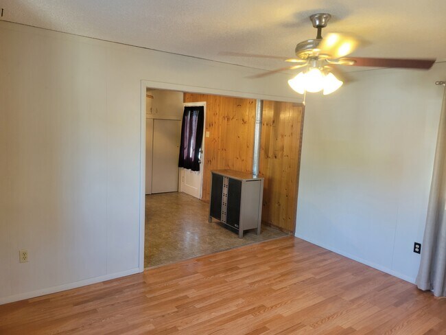 Foto del edificio - 2322 South Ave W