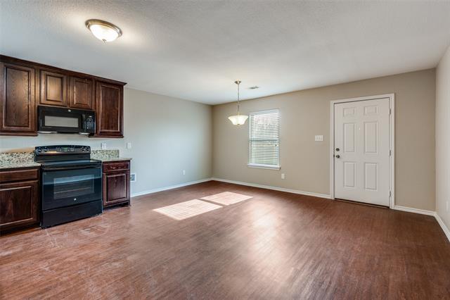 Foto del edificio - 1824 Village Park Trail