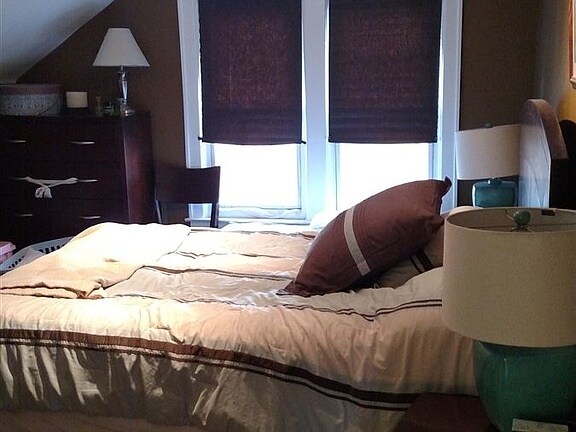 Foto principal - 540 E Cambourne St
