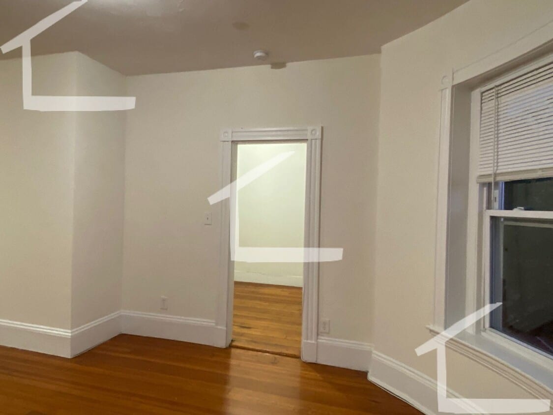 Building Photo - Unique BU Apartment