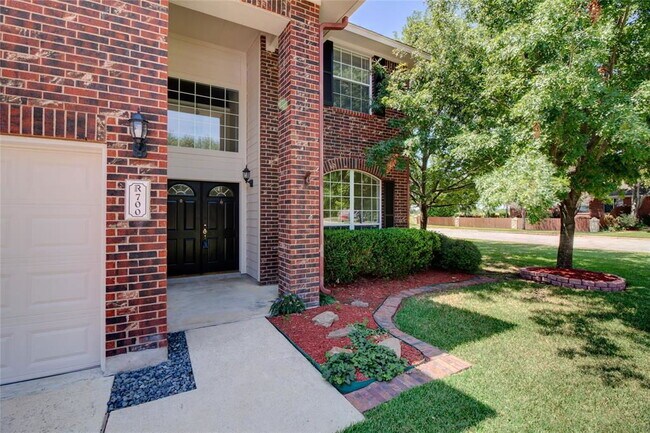 Foto del edificio - 700 Belmont Dr