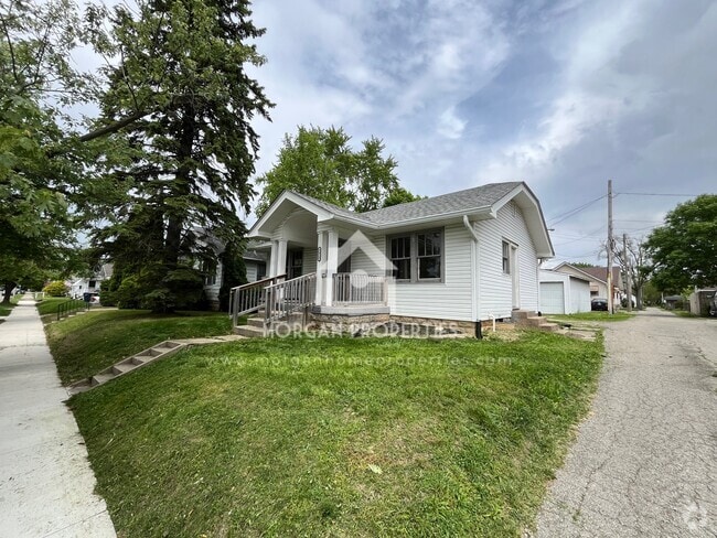 Building Photo - 3020 Jefferson St