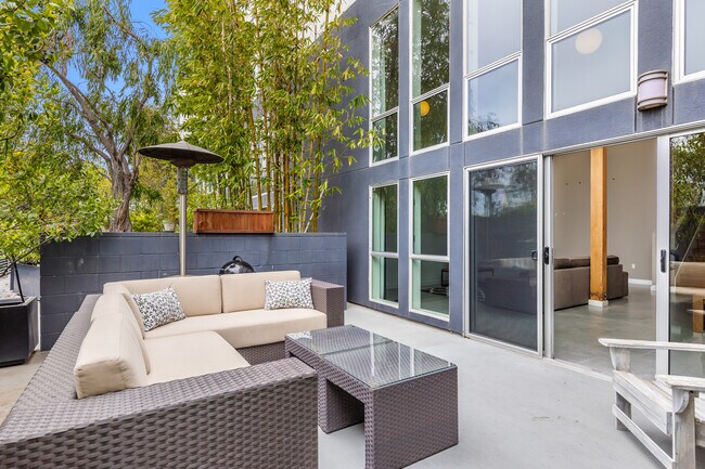 Foto del edificio - 4215 Glencoe Ave